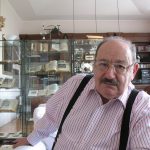 800px-Umberto_Eco_in_his_house